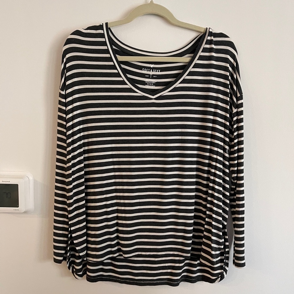 American Eagle Soft & Sexy Tee